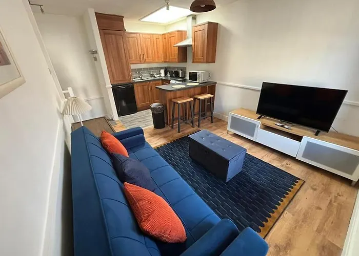 Cute 1 Bed Flat In Southwold
