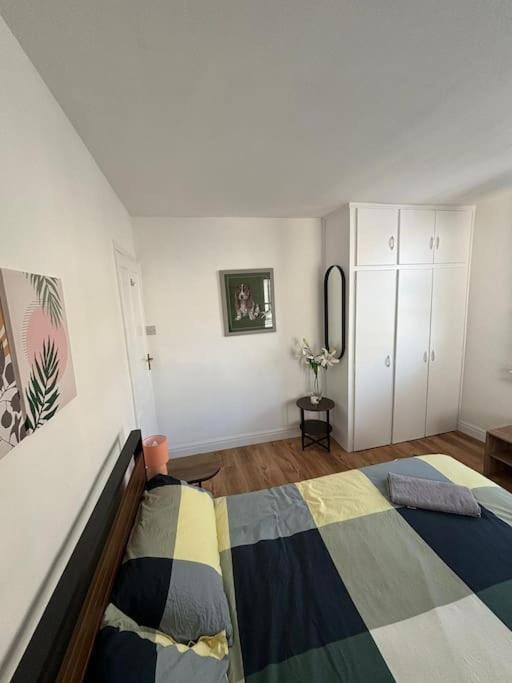 Cute 1 Bed Flat In Apartment Southwold